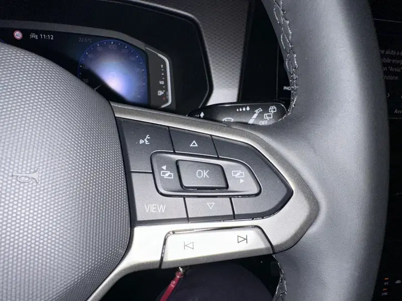 Volkswagen T-Cross nuova a Novara (9)