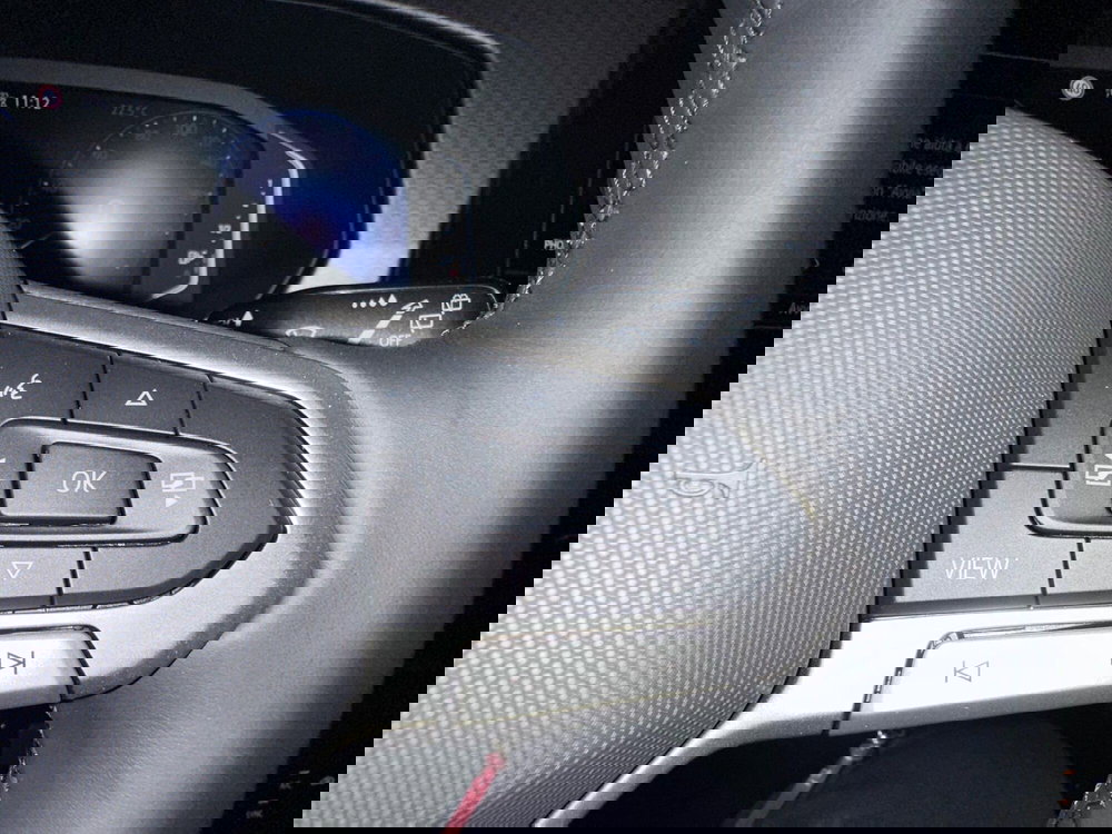 Volkswagen T-Cross nuova a Novara (9)