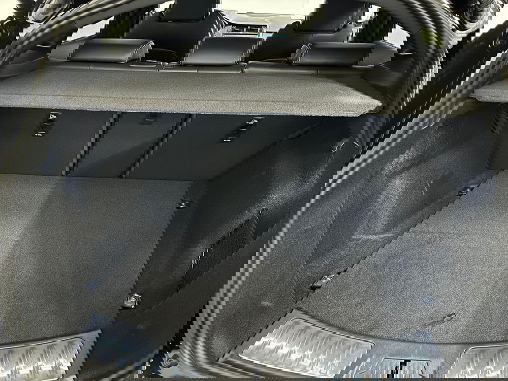 Jaguar E-Pace usata a Novara (11)