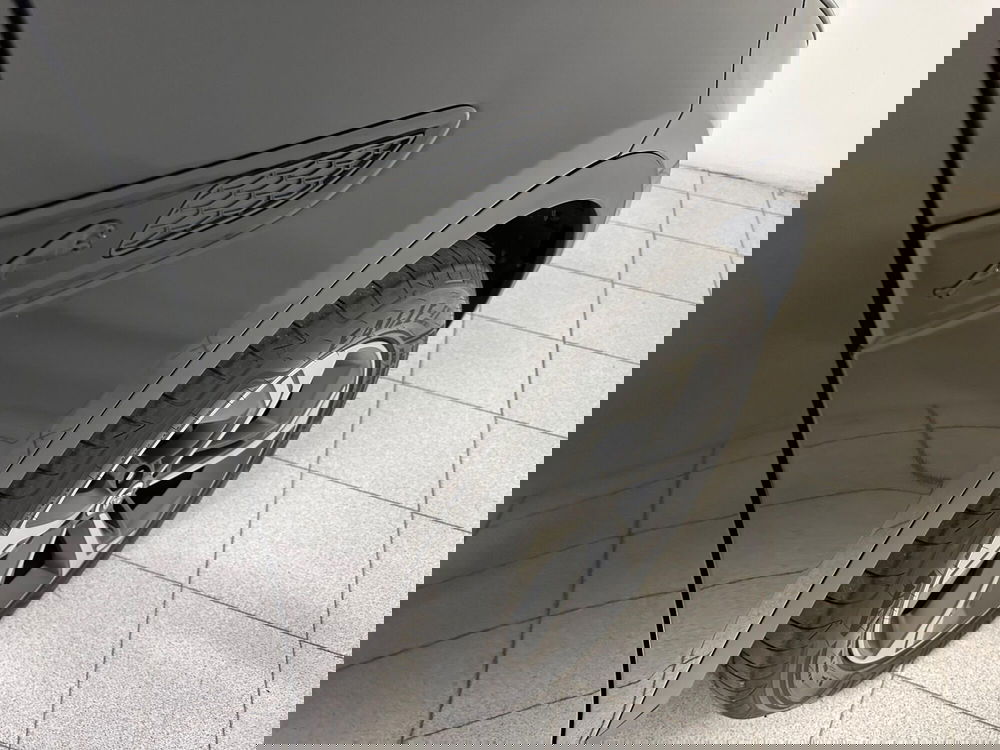 Jaguar E-Pace usata a Novara (15)