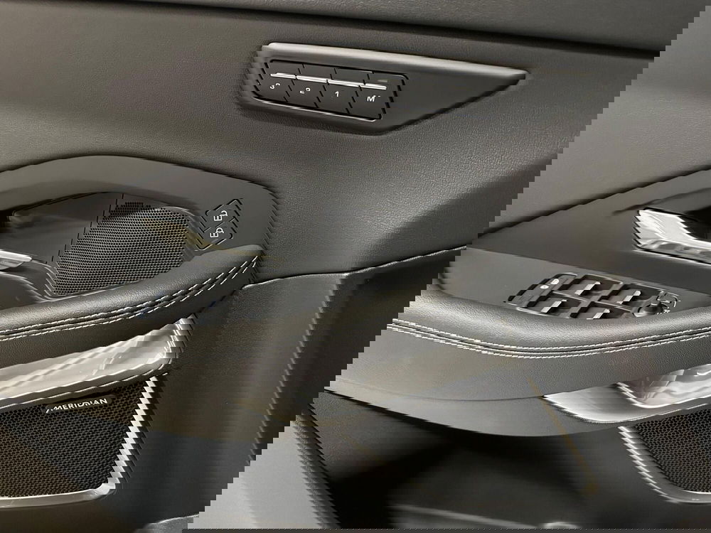 Jaguar E-Pace usata a Novara (18)
