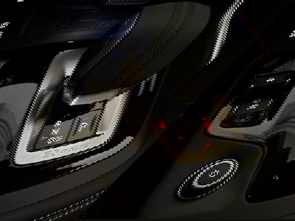 Jaguar E-Pace usata a Novara (19)