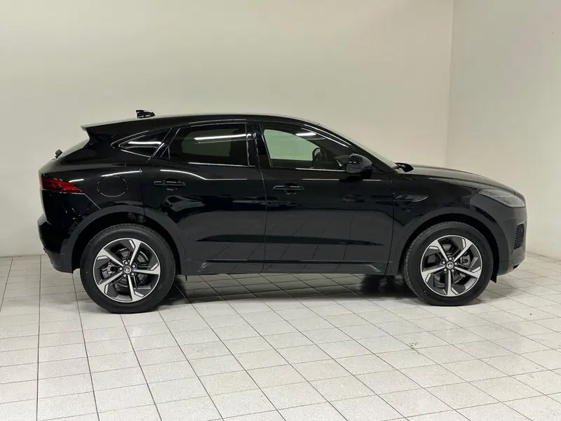 Jaguar E-Pace usata a Novara (6)