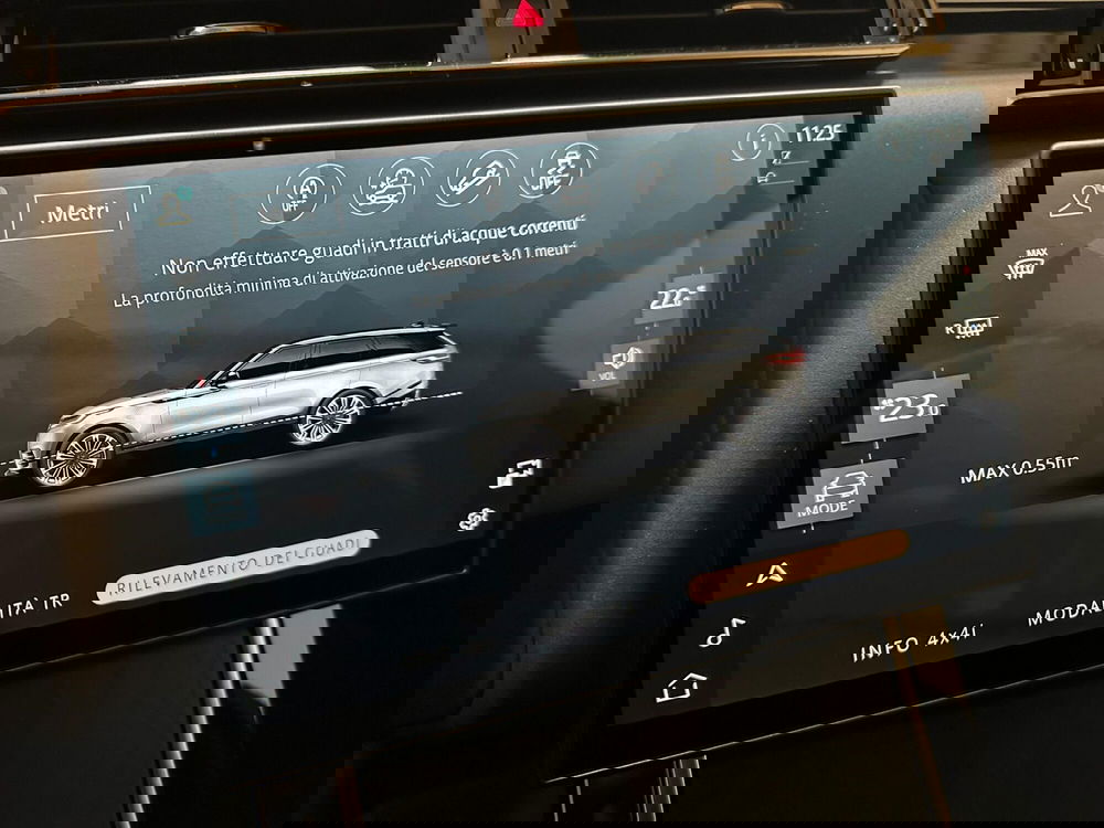 Land Rover Range Rover Velar usata a Novara (13)