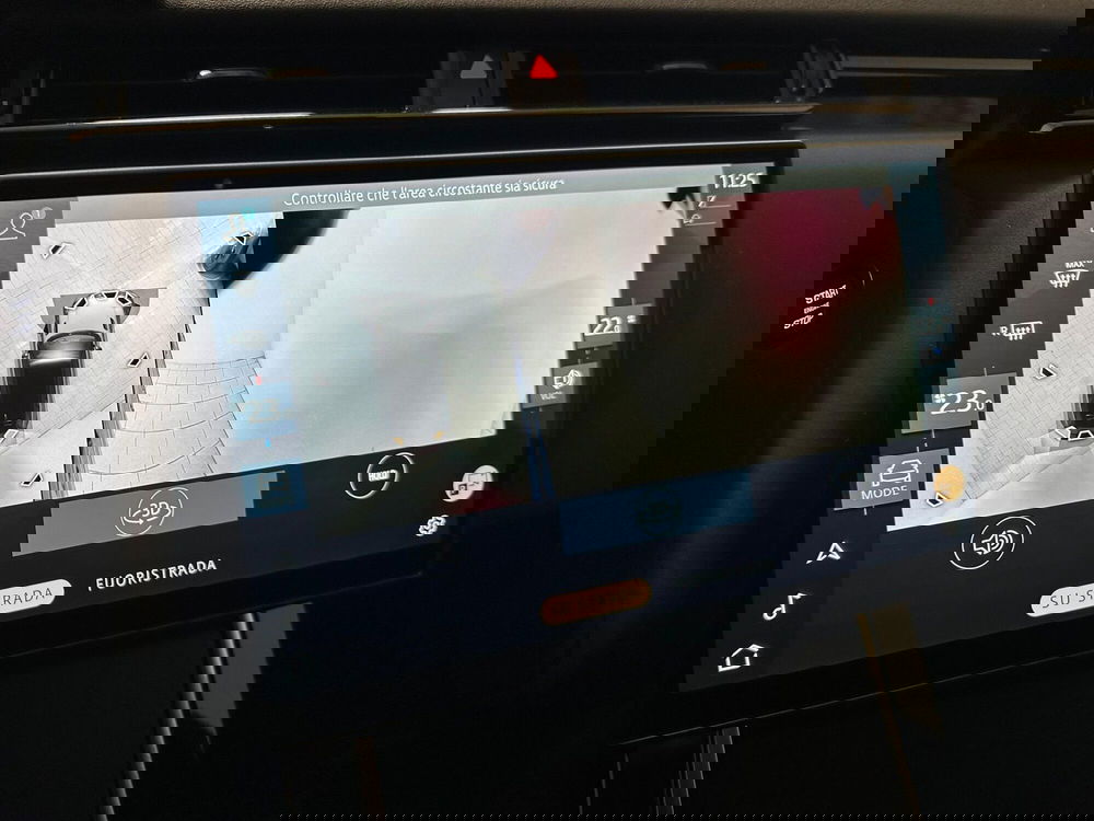 Land Rover Range Rover Velar usata a Novara (16)