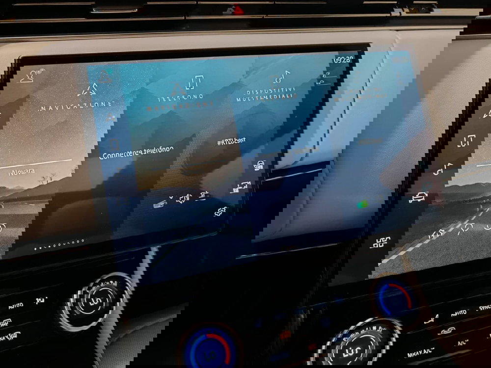 Land Rover Range Rover Sport usata a Novara (15)