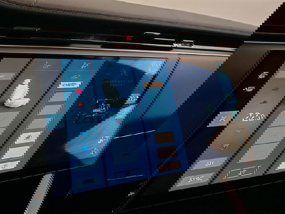 Land Rover Range Rover Sport usata a Novara (15)