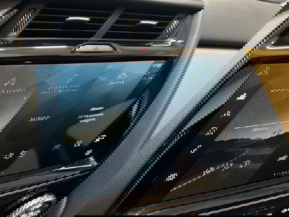 Jaguar E-Pace usata a Novara (11)