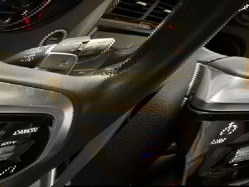 Jaguar E-Pace usata a Novara (17)