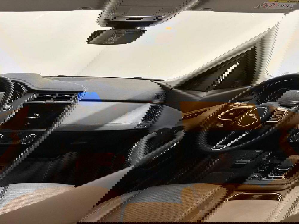 Jaguar E-Pace usata a Novara (4)