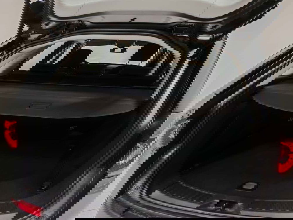 Land Rover Discovery Sport usata a Novara (13)