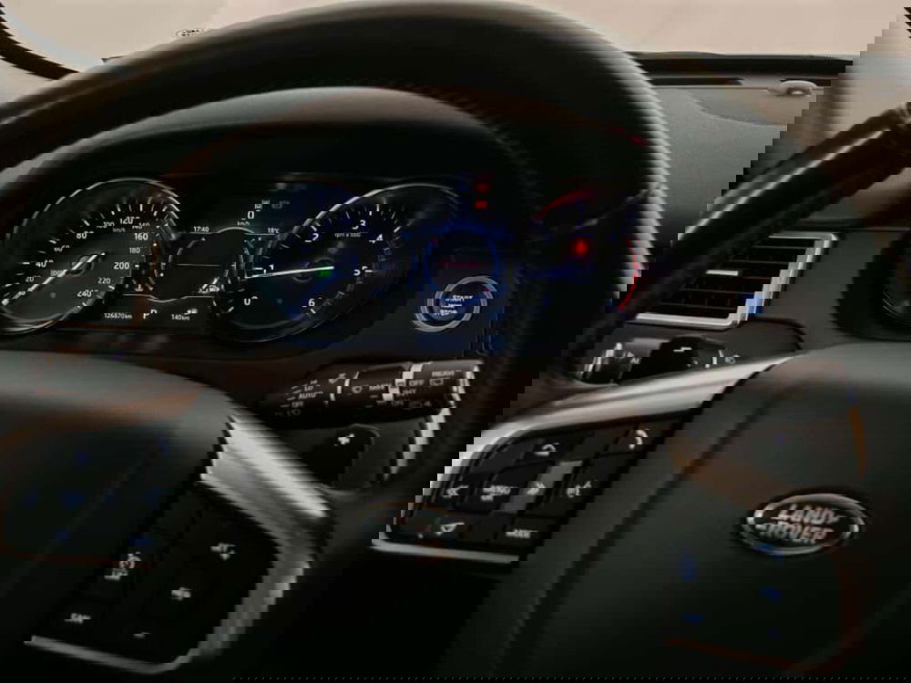 Land Rover Discovery Sport usata a Novara (20)