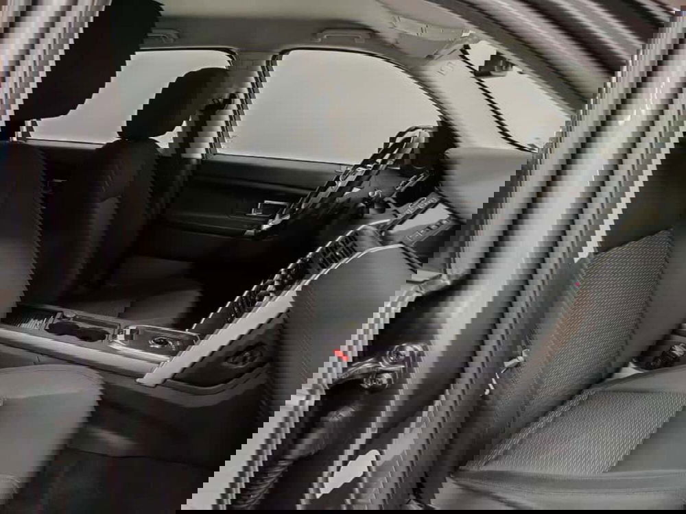 Land Rover Discovery Sport usata a Novara (3)