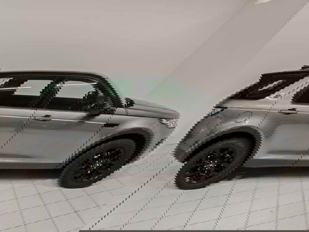 Land Rover Discovery Sport usata a Novara (6)