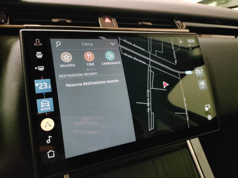 Land Rover Range Rover Velar usata a Novara (10)