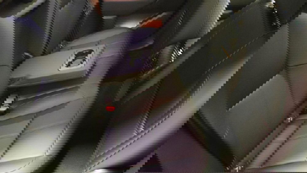 Land Rover Range Rover Velar usata a Novara (20)