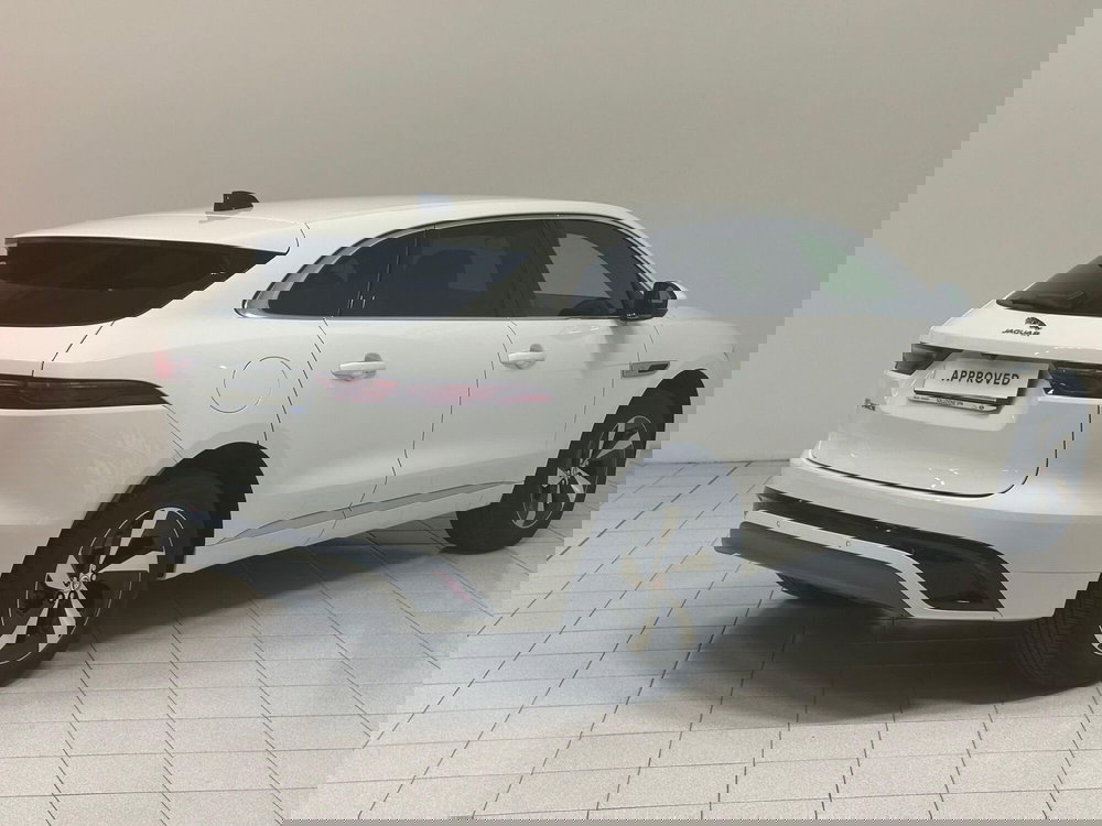 Jaguar F-Pace usata a Novara (2)