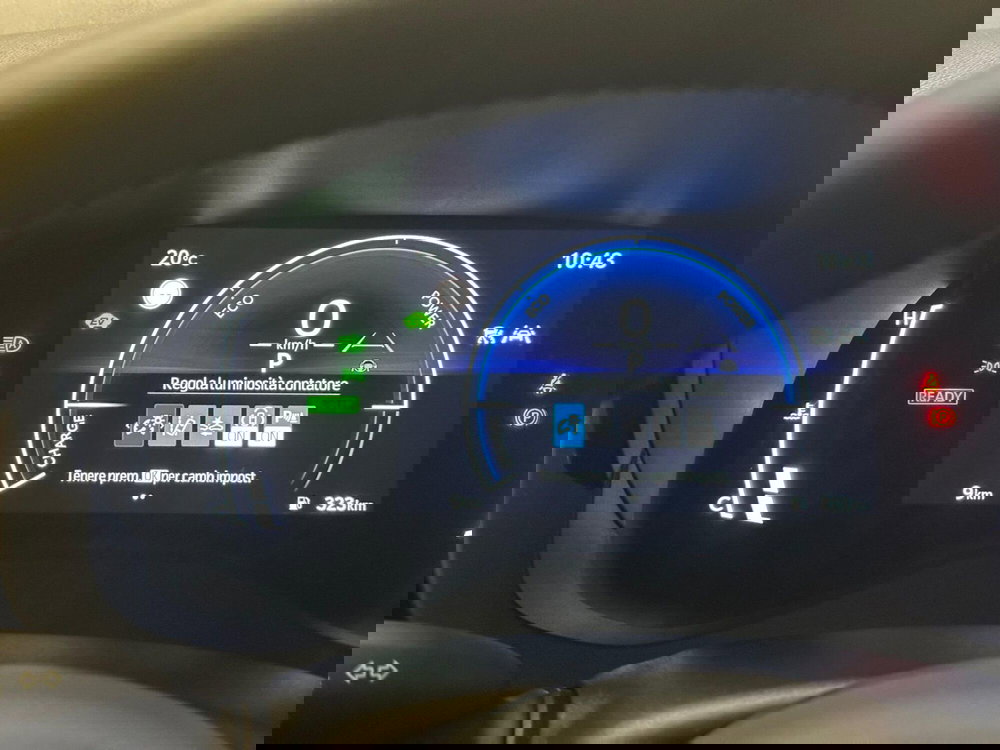 Toyota Yaris Cross nuova a Novara (19)