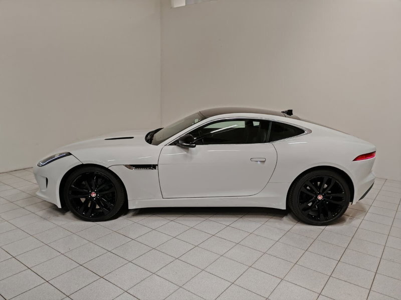 Jaguar F-Type Coupé usata a Novara (7)