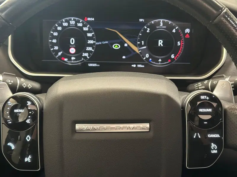 Land Rover Range Rover Sport usata a Novara (12)