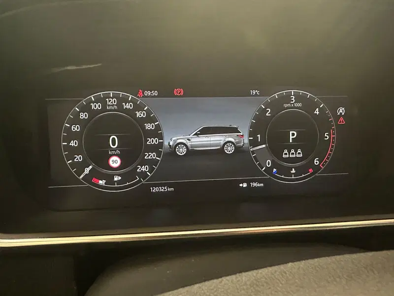 Land Rover Range Rover Sport usata a Novara (14)