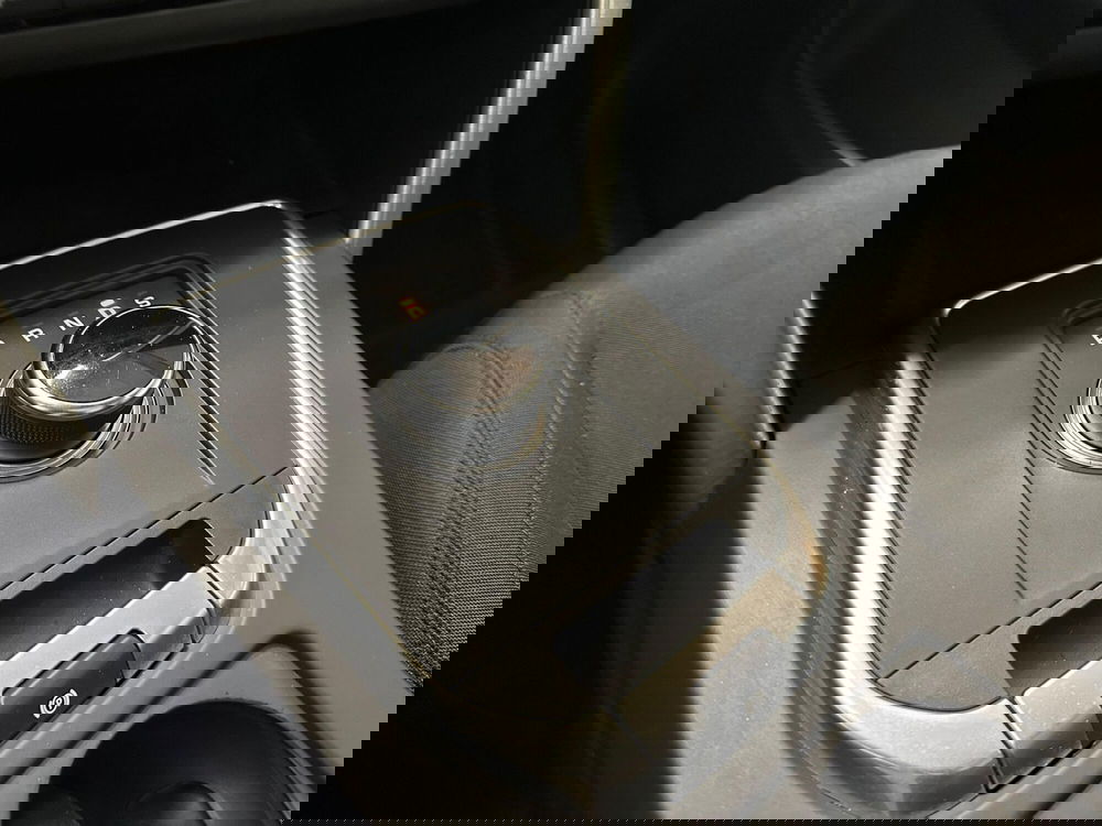 Land Rover Discovery Sport usata a Novara (11)