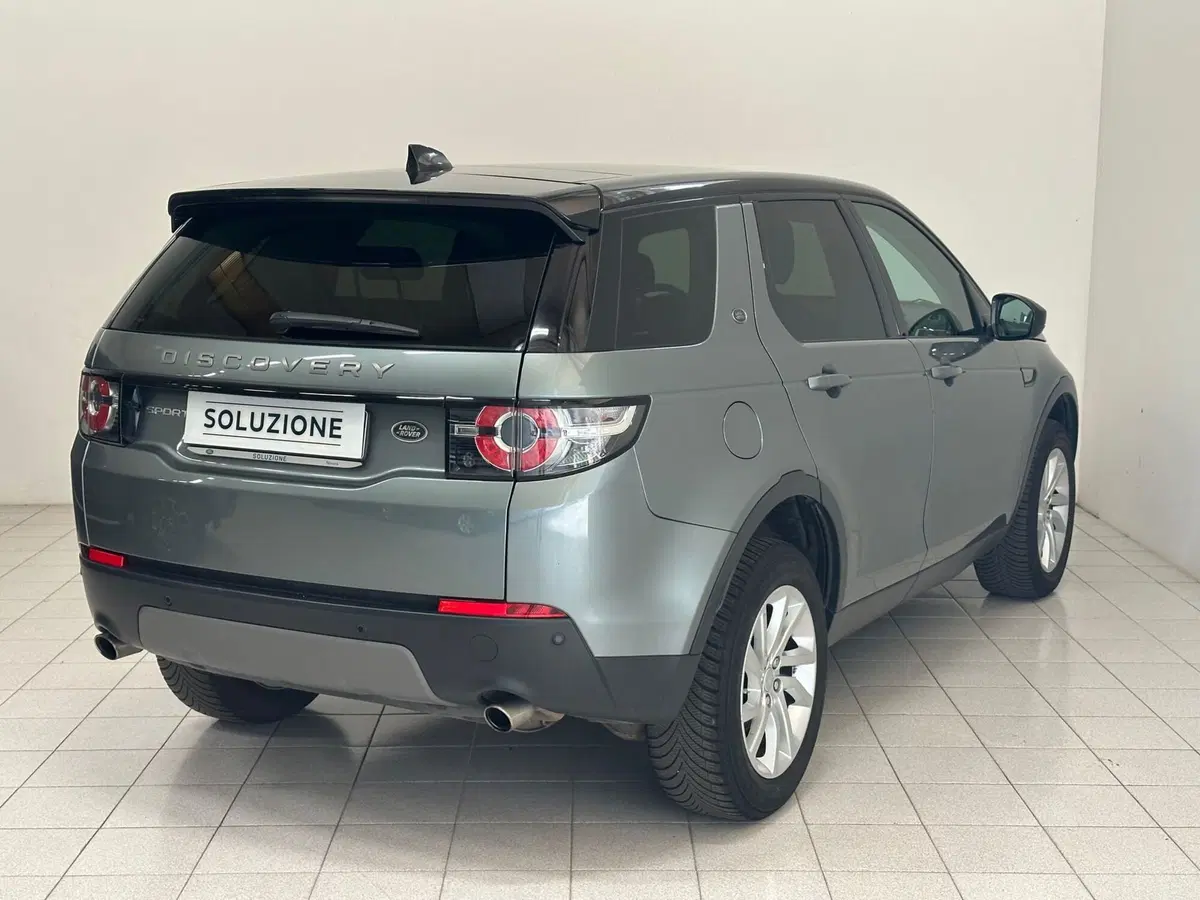 Land Rover Discovery Sport usata a Novara (2)