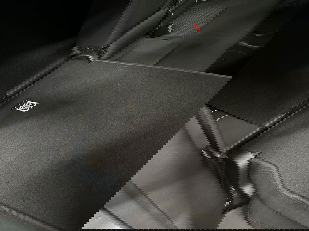 Land Rover Discovery Sport usata a Novara (20)