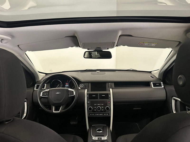 Land Rover Discovery Sport usata a Novara (4)