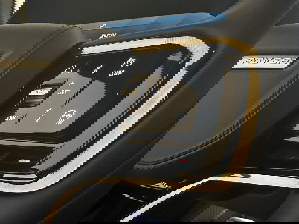 Land Rover Range Rover Velar usata a Novara (14)