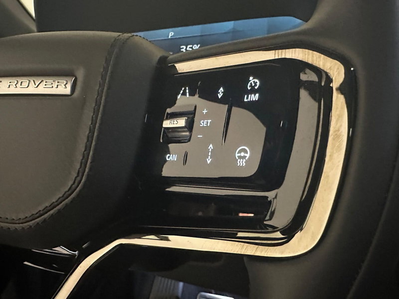 Land Rover Range Rover Velar usata a Novara (14)