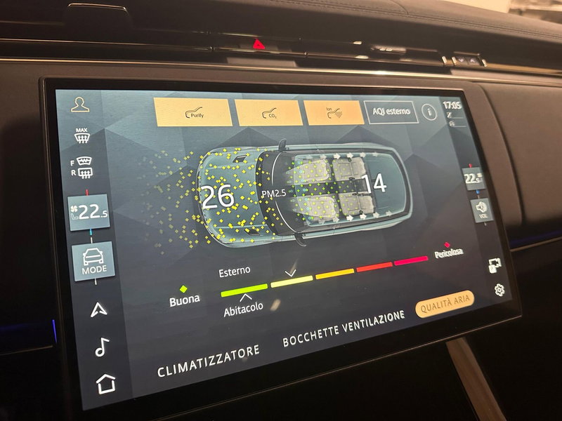 Land Rover Range Rover Velar usata a Novara (15)