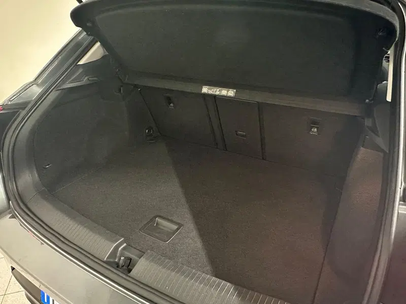 Volkswagen T-Roc usata a Novara (10)