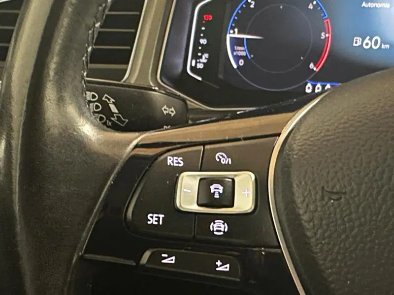 Volkswagen T-Roc usata a Novara (18)