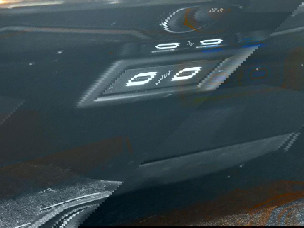 Volkswagen T-Roc usata a Novara (19)