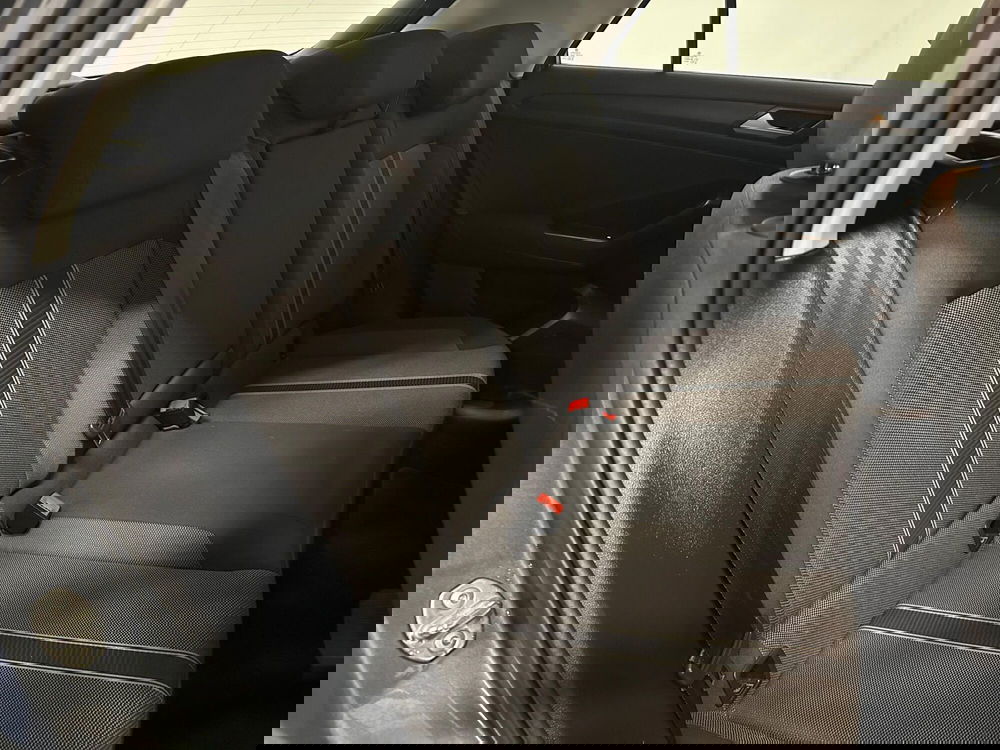 Volkswagen T-Roc usata a Novara (5)