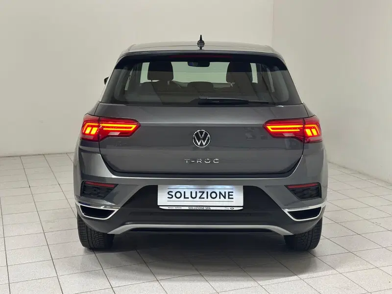 Volkswagen T-Roc usata a Novara (7)