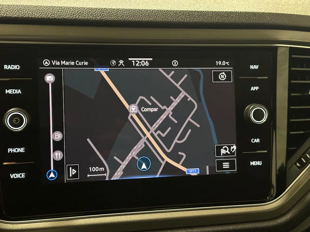 Volkswagen T-Roc usata a Novara (9)