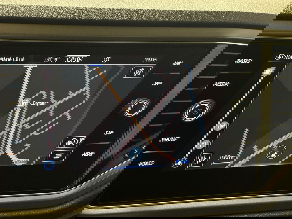 Volkswagen T-Roc usata a Novara (9)