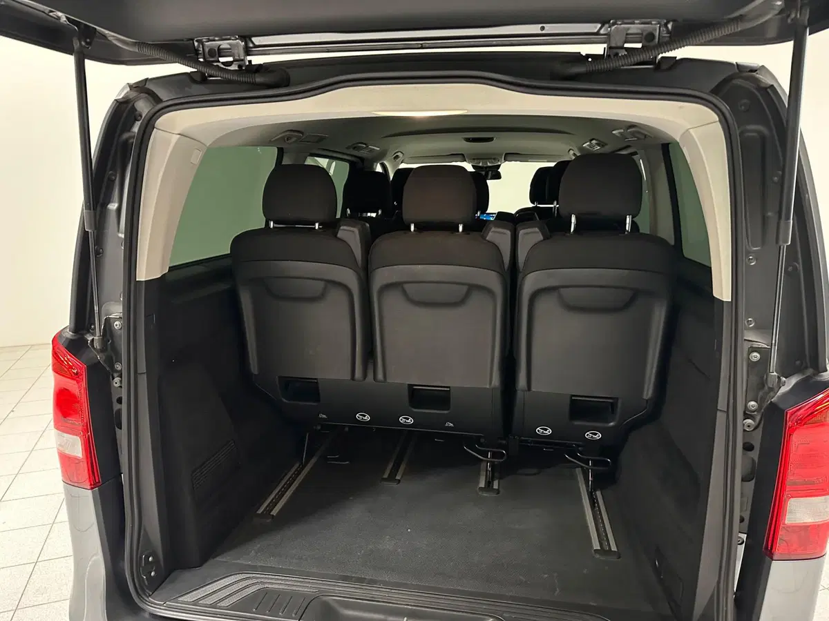 Mercedes-Benz Classe V usata a Novara (11)