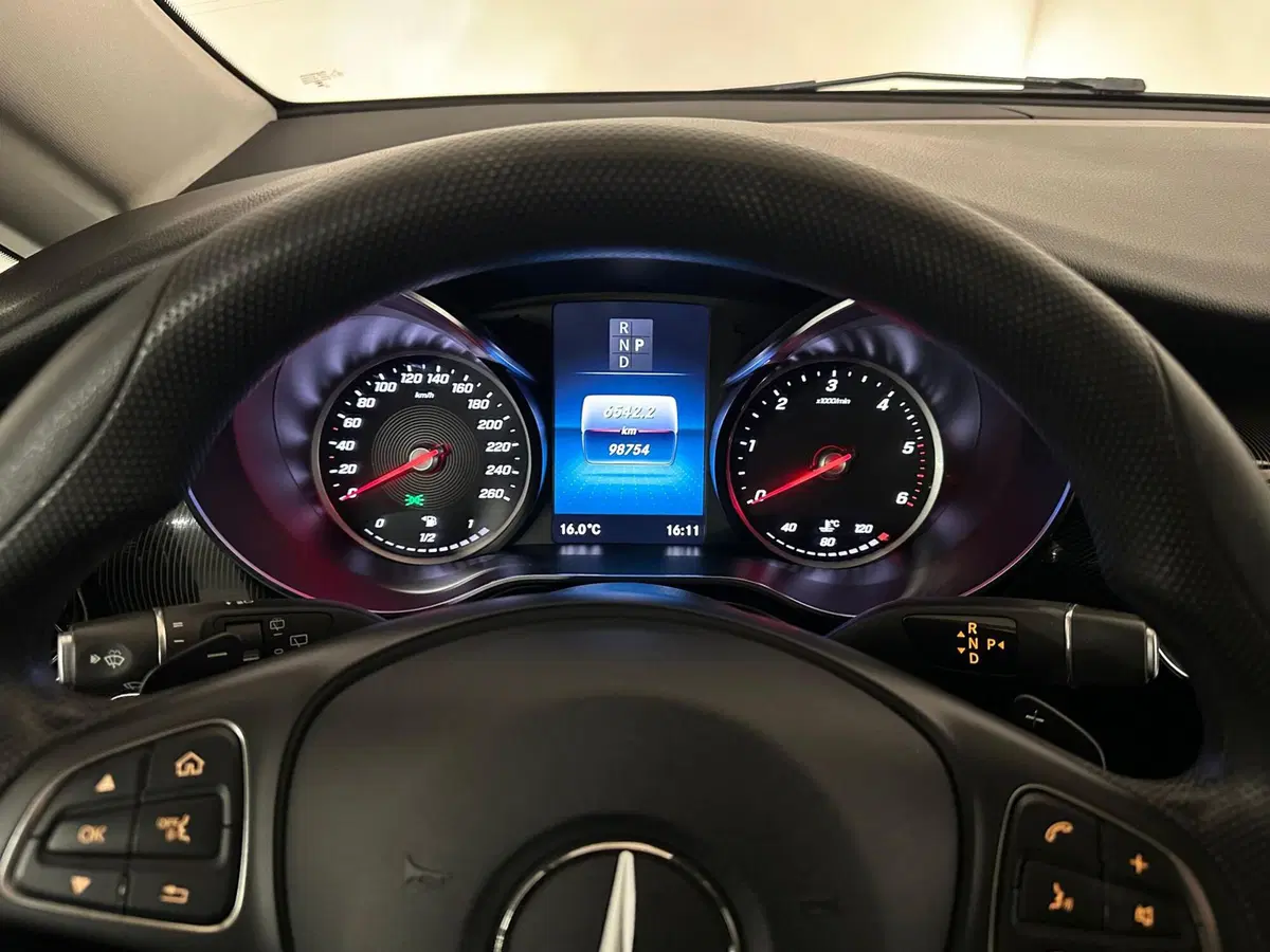 Mercedes-Benz Classe V usata a Novara (13)