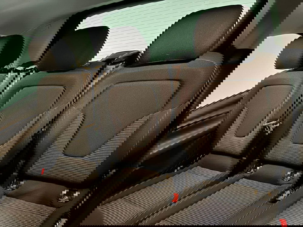 Mercedes-Benz Classe V usata a Novara (16)