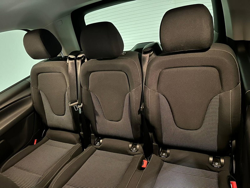 Mercedes-Benz Classe V usata a Novara (16)