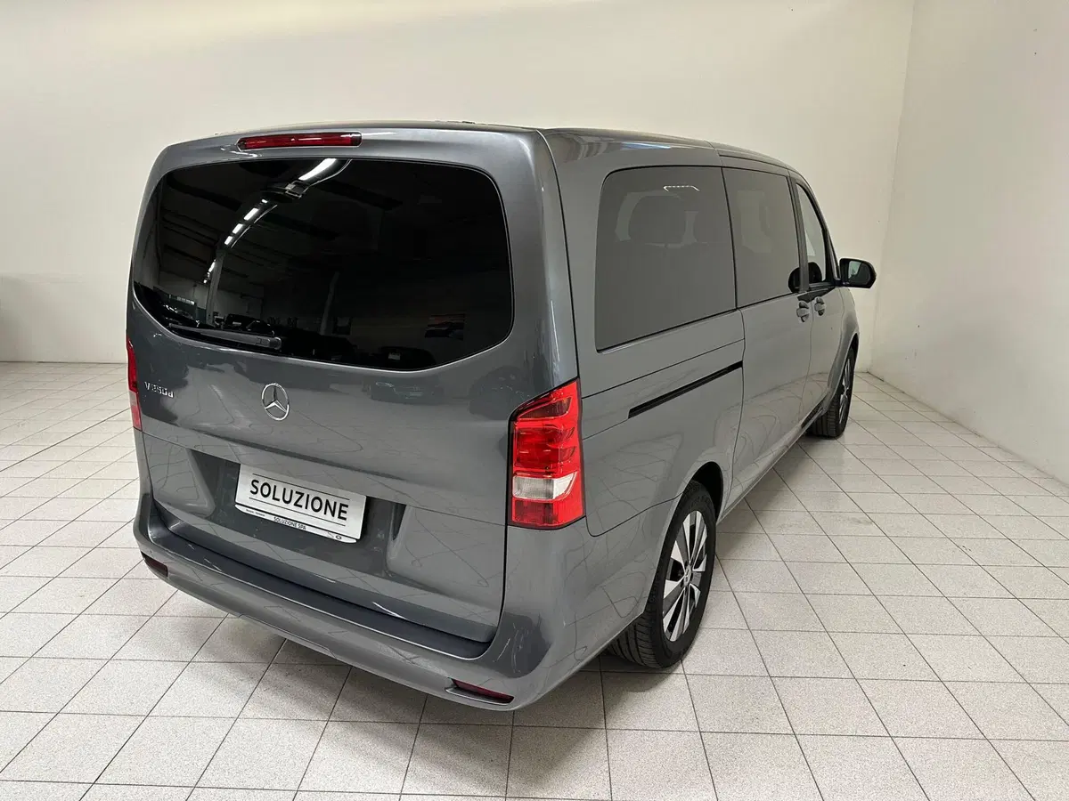 Mercedes-Benz Classe V usata a Novara (2)