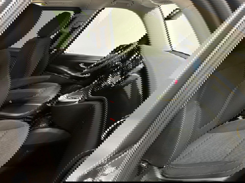 Mercedes-Benz Classe V usata a Novara (3)