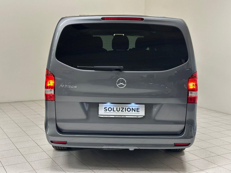 Mercedes-Benz Classe V usata a Novara (8)