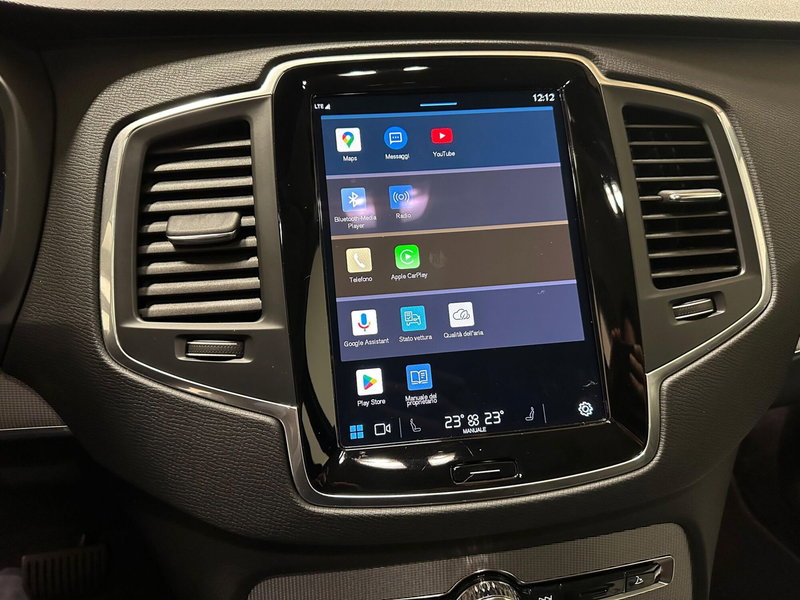 Volvo XC90 usata a Novara (11)