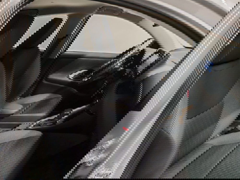 Toyota Yaris usata a Novara (4)