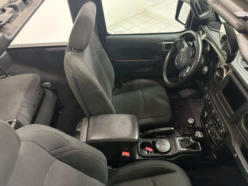 Jeep Wrangler usata a Novara (5)