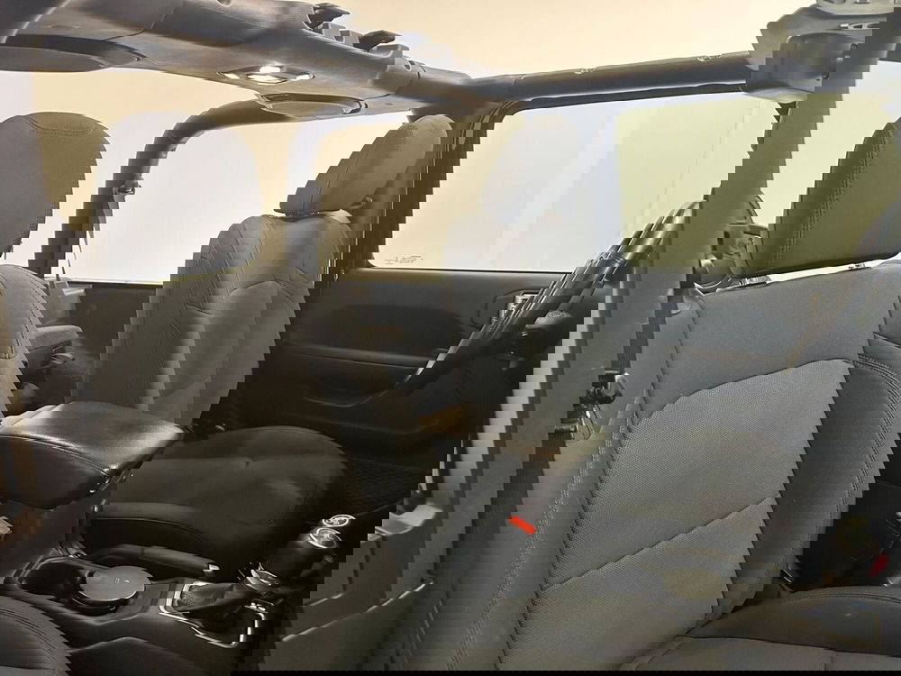 Jeep Wrangler usata a Novara (6)